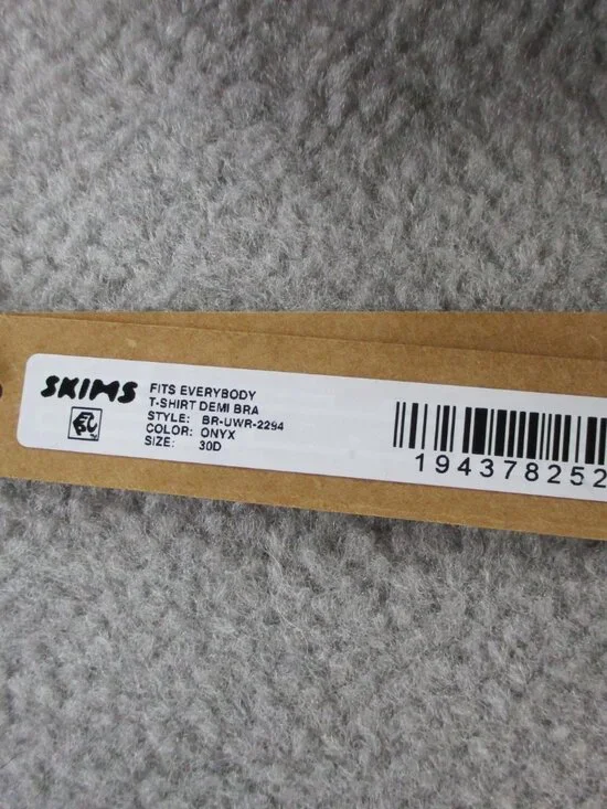 SKIMS Fits Everybody T Shirt Demi Bra Womens 30D Onyx Black NEW - Picture 4 of 5